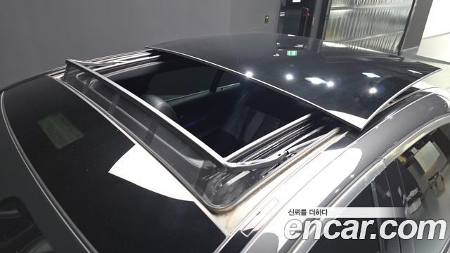 Mercedes-Benz E-Class 2021 — photo 25