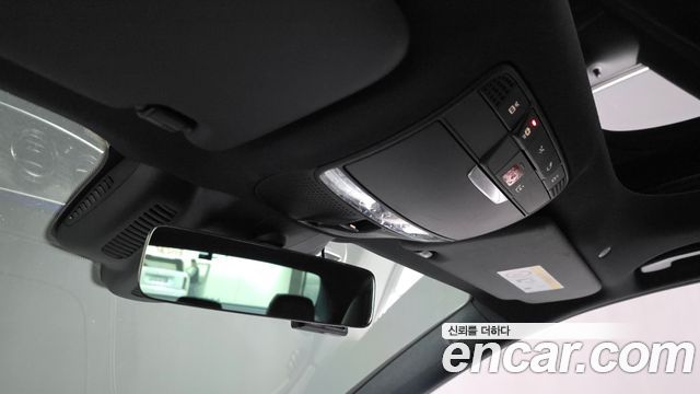 Mercedes-Benz E-Class 2021 — photo 27