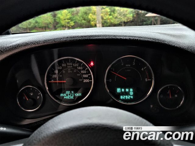 Jeep Wrangler 2012 — photo 9