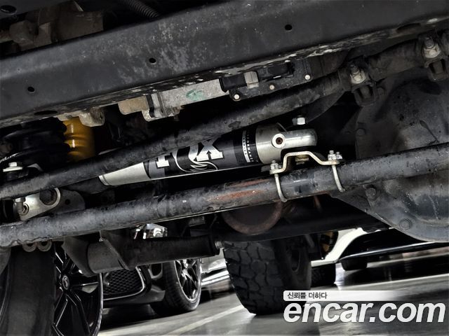 Jeep Wrangler 2012 — photo 11