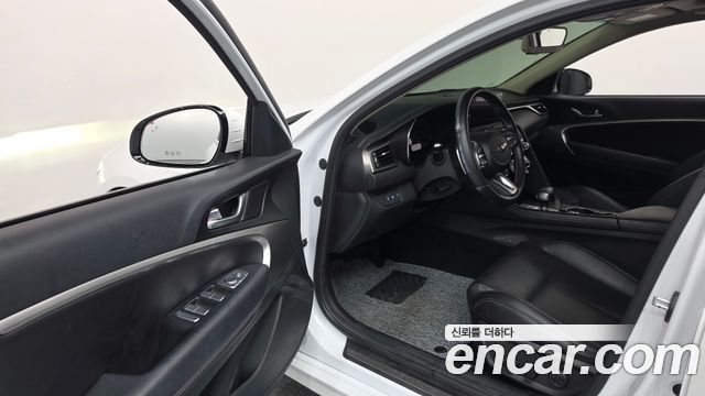Genesis G70 2022 — photo 10