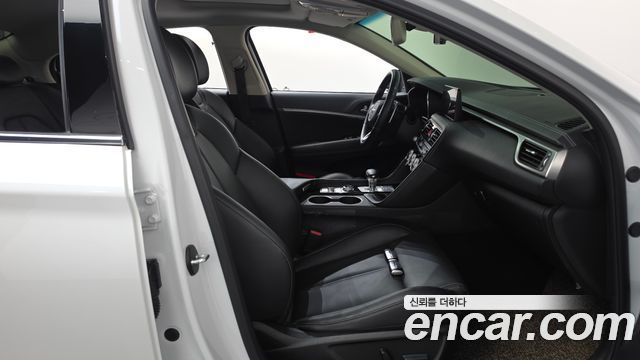 Genesis G70 2022 — photo 11