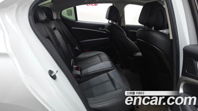Genesis G70 2022 — photo 12