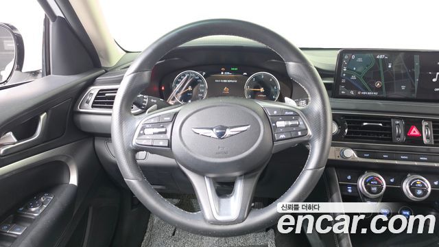 Genesis G70 2022 — photo 14