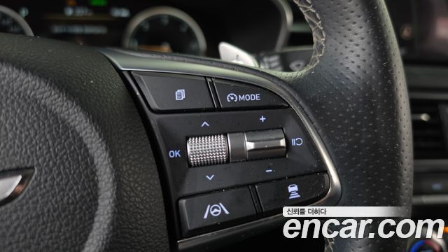 Genesis G70 2022 — photo 17