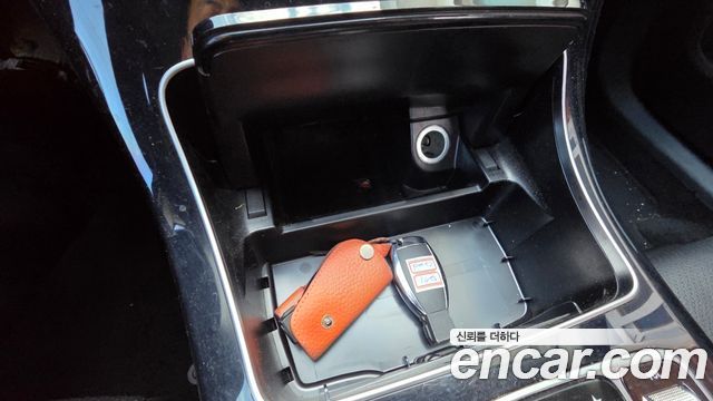 Mercedes-Benz C-Class 2018 — photo 10