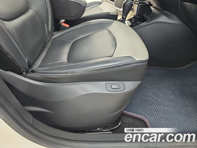 Renault Korea QM3 2014 — photo 18