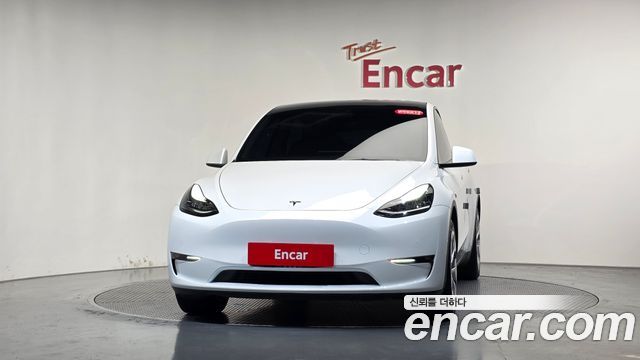 Tesla Model Y 2022 — photo 3
