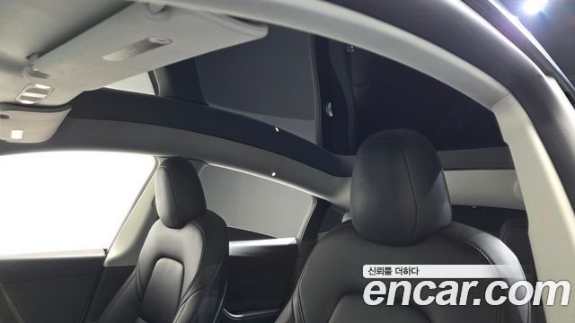Tesla Model Y 2022 — photo 22