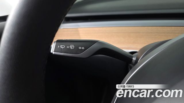 Tesla Model Y 2022 — photo 26
