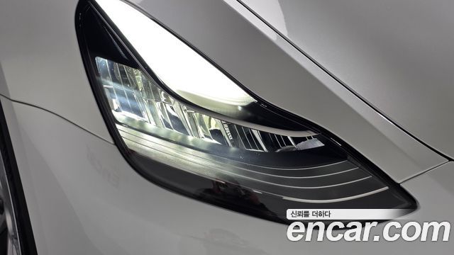 Tesla Model Y 2022 — photo 8