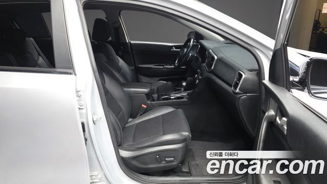Kia Sportage 2019 — photo 17