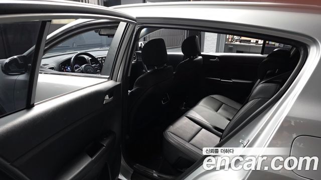 Kia Sportage 2019 — photo 16
