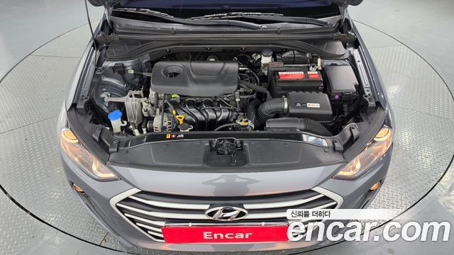 Hyundai AVANTE 2018 — photo 6
