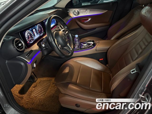 Mercedes-Benz E-Class 2019 — photo 4