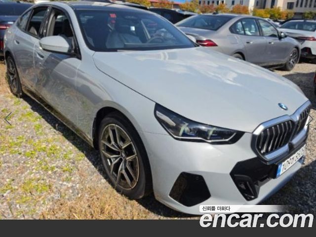 BMW 5-Series 2026 — photo 3