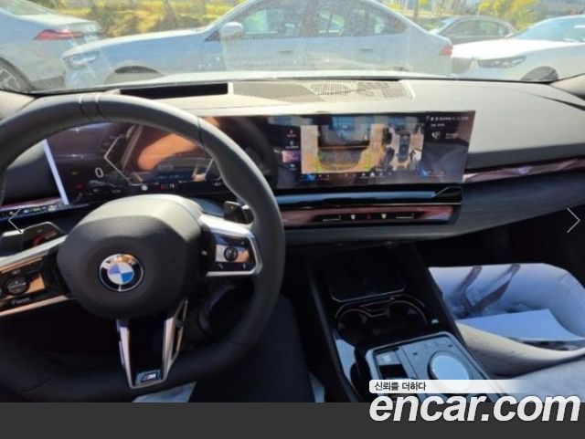 BMW 5-Series 2026 — photo 8