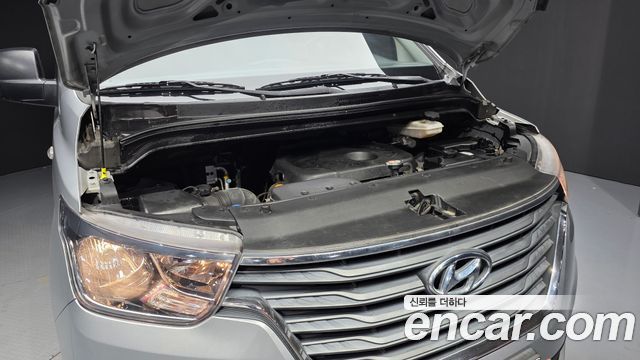 Hyundai Starex 2019 — photo 6