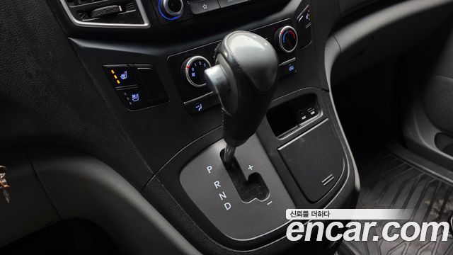 Hyundai Starex 2019 — photo 12