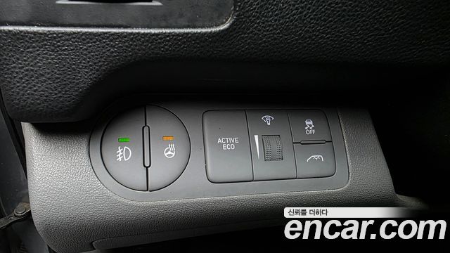 Hyundai Starex 2019 — photo 24