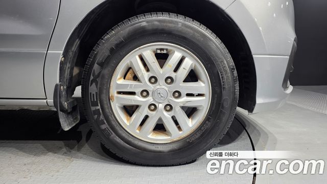 Hyundai Starex 2019 — photo 7