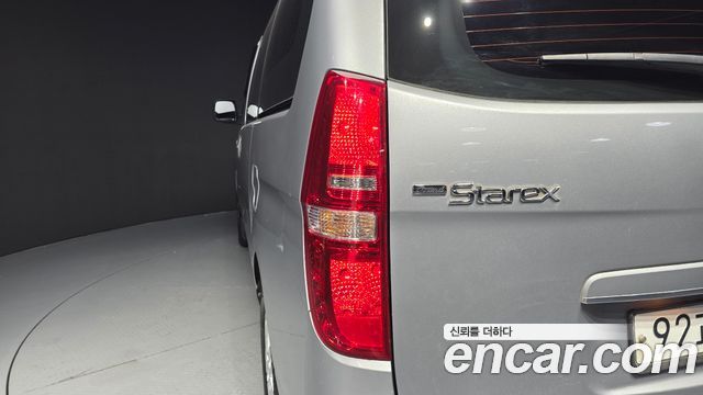 Hyundai Starex 2019 — photo 9