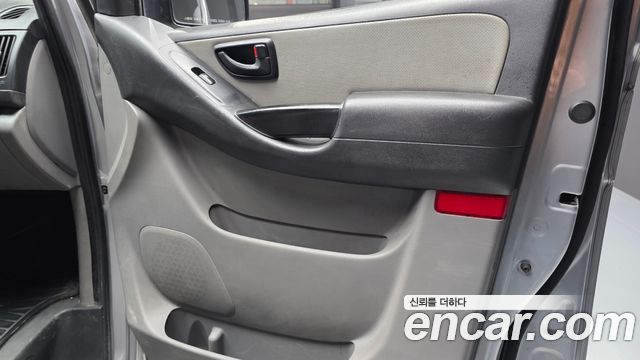 Hyundai Starex 2019 — photo 14