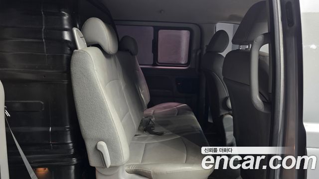 Hyundai Starex 2019 — photo 16