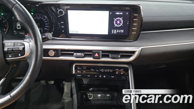 Kia K5 2022 — photo 19