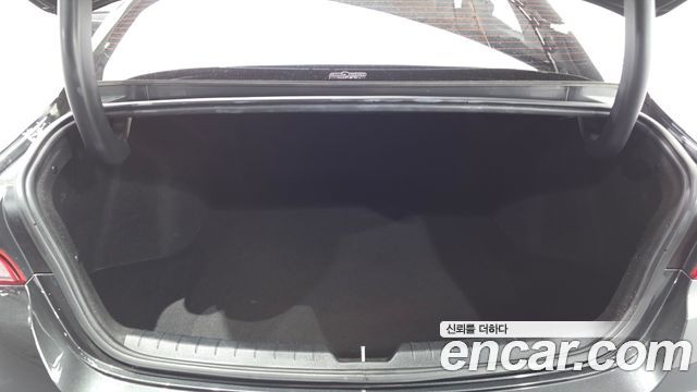 Kia K5 2022 — photo 23