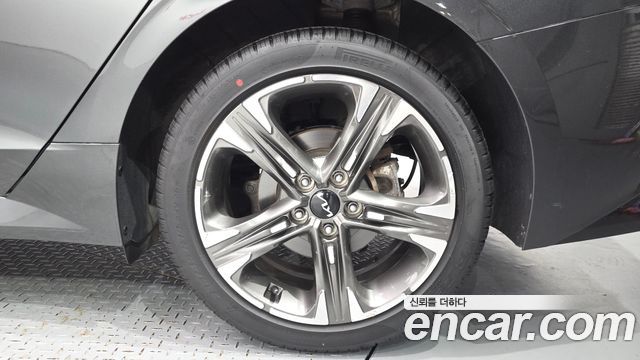 Kia K5 2022 — photo 7