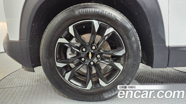 Chevrolet Korea Trailblazer 2021 — photo 5