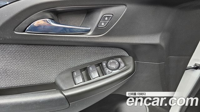 Chevrolet Korea Trailblazer 2021 — photo 22