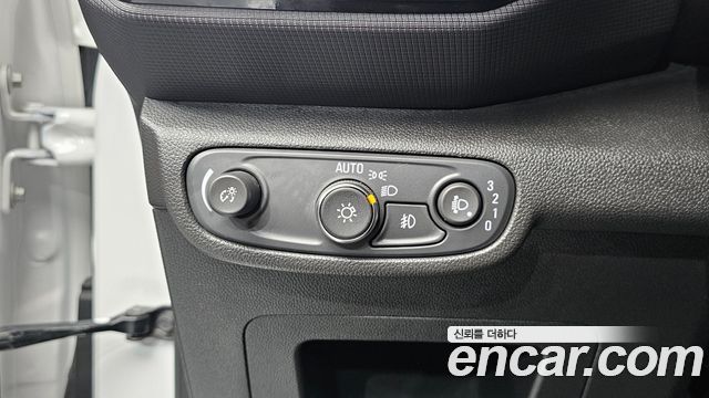 Chevrolet Korea Trailblazer 2021 — photo 25
