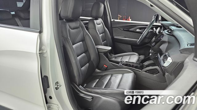 Chevrolet Korea Trailblazer 2021 — photo 16