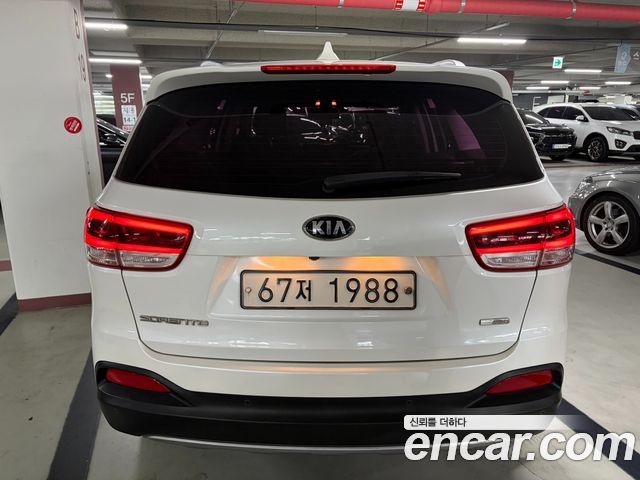 Kia Sorento 2015 — photo 2