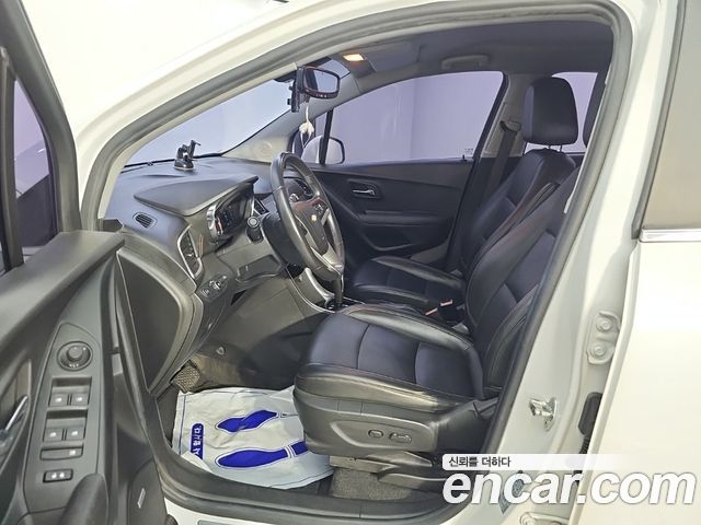 Chevrolet Korea Trax 2017 — photo 11