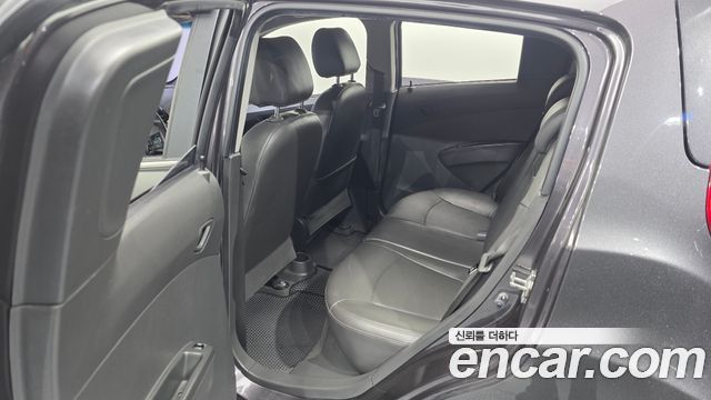 Chevrolet Korea Spark 2015 — photo 16