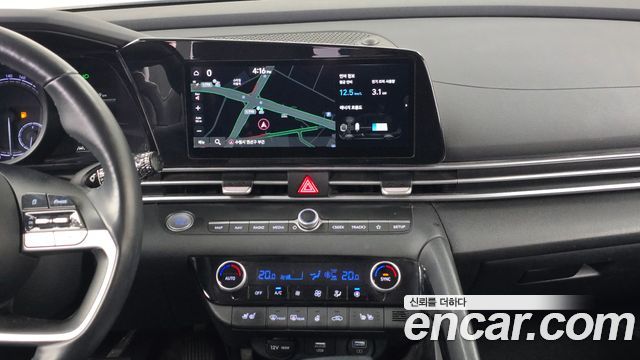 Hyundai AVANTE 2023 — photo 14