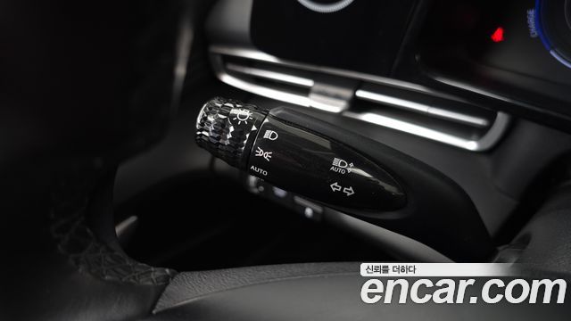 Hyundai AVANTE 2023 — photo 17
