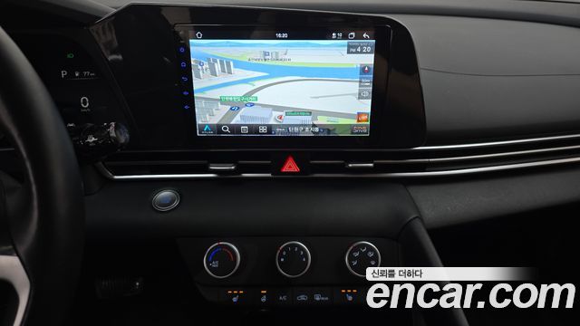 Hyundai AVANTE 2022 — photo 12