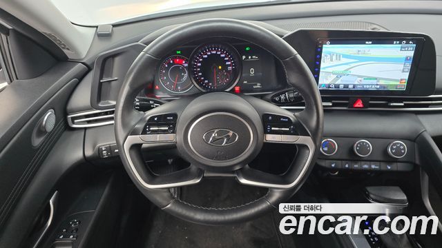 Hyundai AVANTE 2022 — photo 13