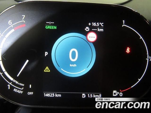 Mini Cooper 2023 — photo 8