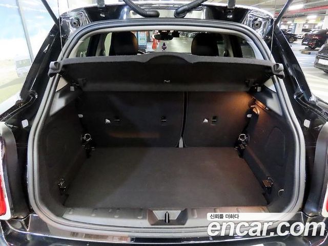 Mini Cooper 2023 — photo 17