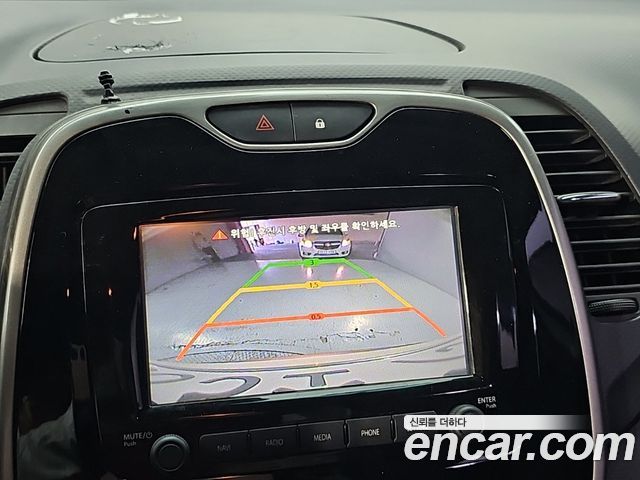 Renault Korea QM3 2015 — photo 15