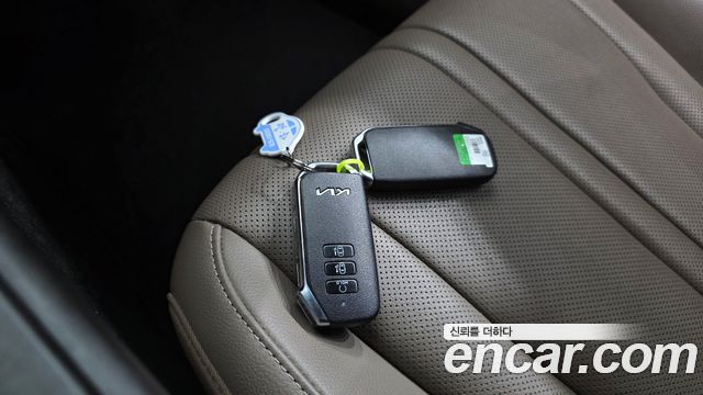 Kia K8 2023 — photo 16