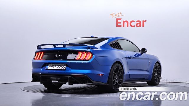 Ford Mustang 2019 — photo 2