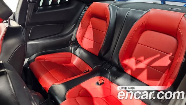 Ford Mustang 2019 — photo 18
