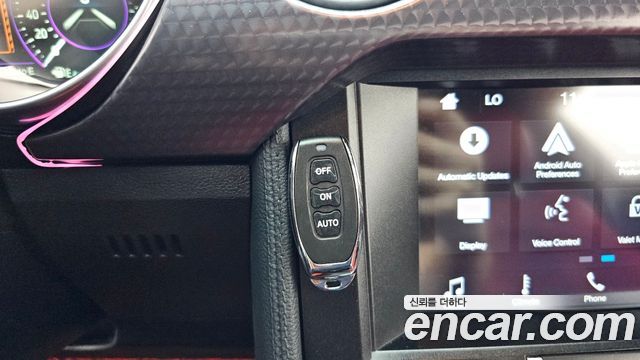 Ford Mustang 2019 — photo 25
