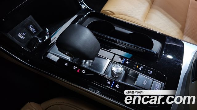 Kia K7 2020 — photo 12